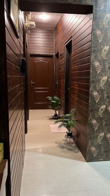  2 BHK Apartment at K Raheja Heights, Malad East – for Rent