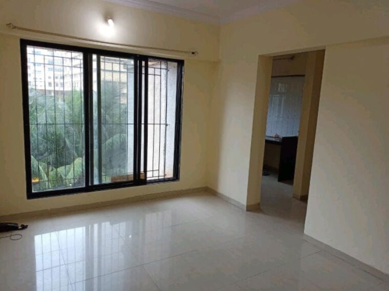 Room, metropolis-bayside 1 Bedroom 370 Sq.Ft. Apartment In Kasarvadavali Thane 9939496