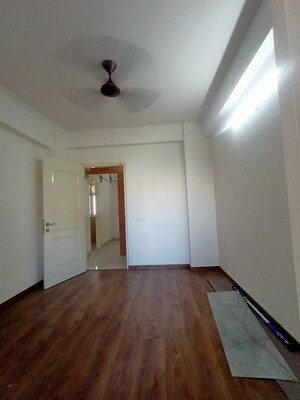 2.5 BHK Apartment For Rent in Sector 35