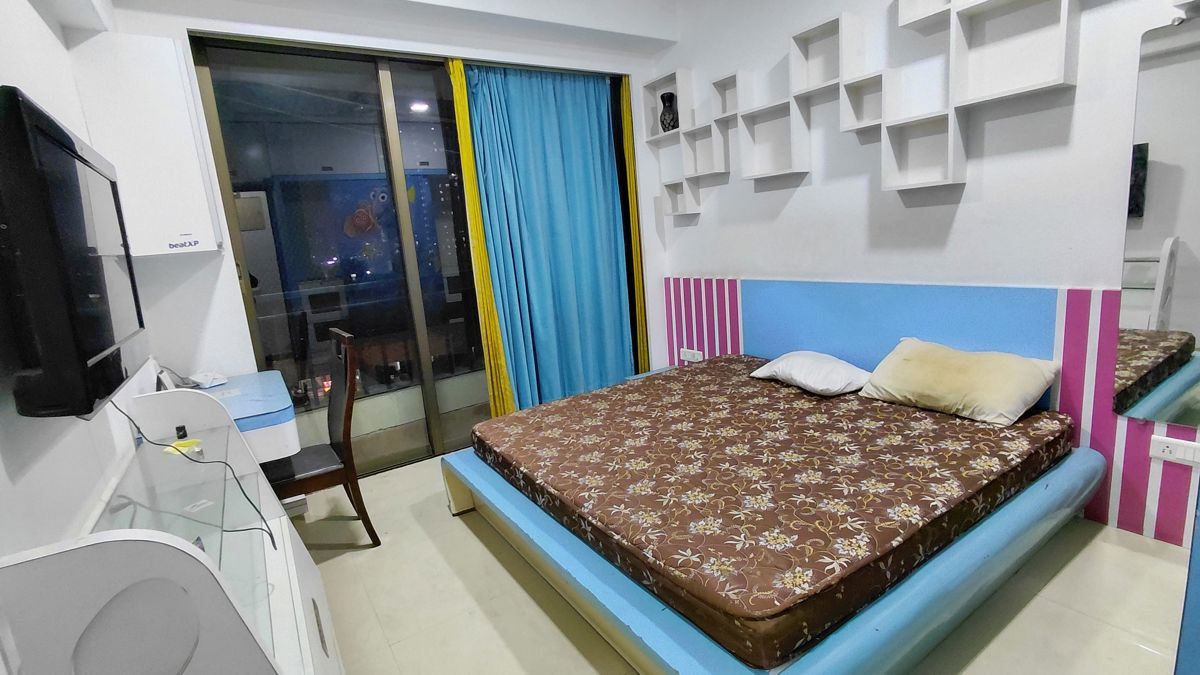 2 BHK Apartment For Rent in Satellite Tower