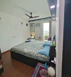 3 BHK + Servant Room Apartment For Rent in DLF New Town Heights I