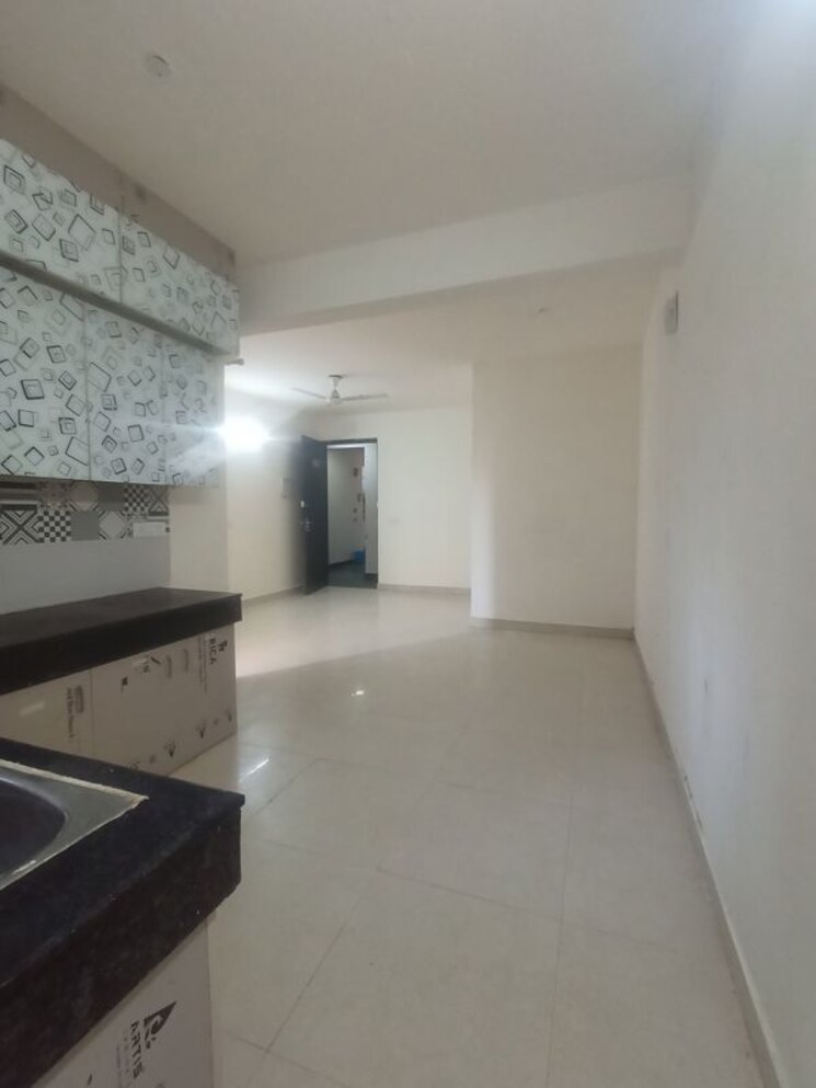 Kitchen, signature-the-serenas 2 Bedroom 583 Sq.Ft. Apartment In Sohna Sector 36 Gurgaon 9939533