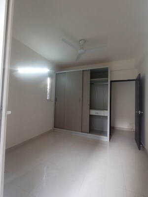 Room in 2 BHK Apartment at Signature The Serenas, Sohna Sector 36 – for Rent