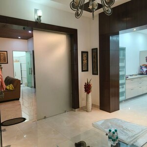 Room in 4 BHK Independent House at Palam Vihar Residents Association, Palam Vihar – for Rent