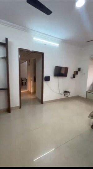 Room in 1 BHK Apartment at Satellite Garden, Goregaon East – for Rent