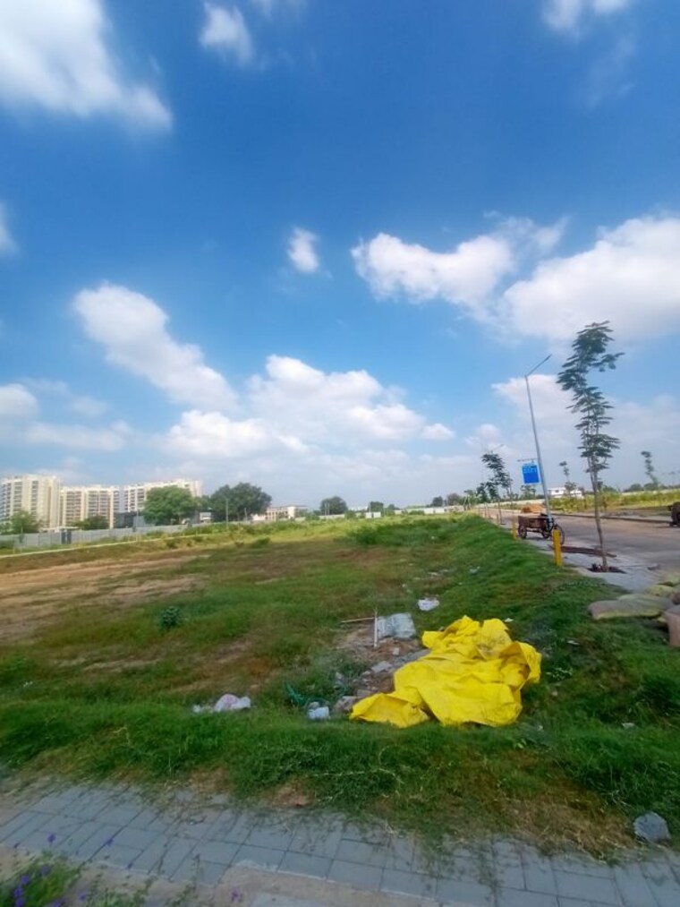 Garden, faith-pride-park  128 Sq.Yd. Plot In Sohna Sector 4 Gurgaon 9939597