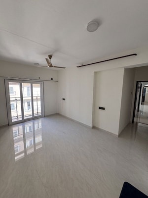 Room in 3 BHK Apartment at Mhada 24 LIG Apartments, Goregaon West – for Rent