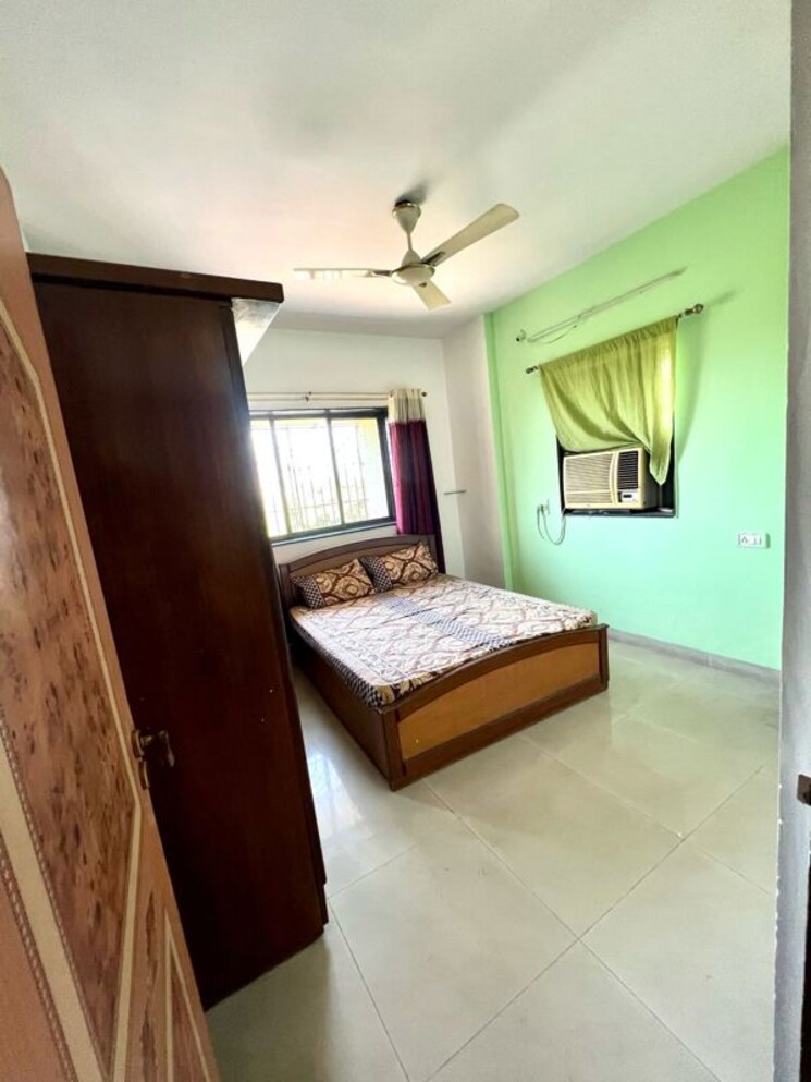 Living Room, haware-silicon-tower 2 Bedroom 700 Sq.Ft. Apartment In Palm Beach Navi Mumbai 9939586