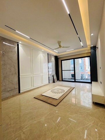 Living Room in 4 BHK Builder Floor at Ansal API Versalia, Sector 67a – for Sale