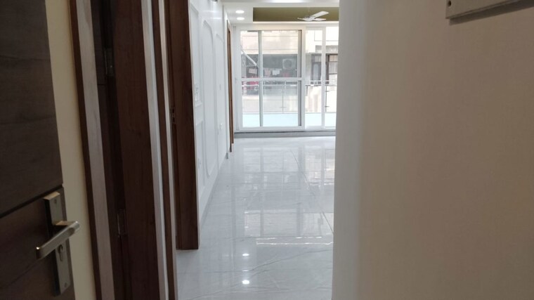Other, sector 6 dwarka 3 Bedroom 1500 Sq.Ft. Apartment In Sector 6 Dwarka Delhi 9939653