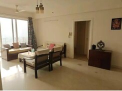 3 BHK + Servant Room Apartment For Rent in DLF Regal Gardens