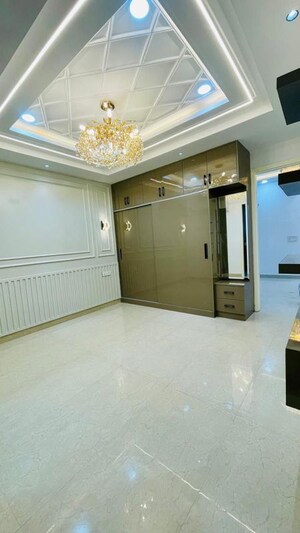 Room in 3.5 BHK Apartment at Maya Green Lotus Saksham, International Airport Road – for Rent