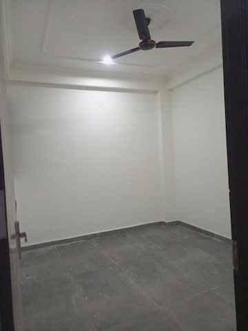 Room in 2 BHK Builder Floor at MSP Arihant Apartments, Sector 73 – for Sale