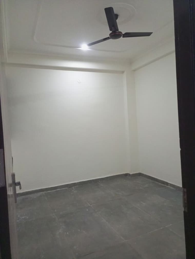 Room, msp-arihant-apartments 2 Bedroom 900 Sq.Ft. Builder Floor In Sector 73 Noida 9939678