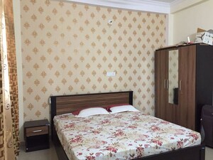 Bedroom in 6 BHK Independent House at Uattardhona – for Rent