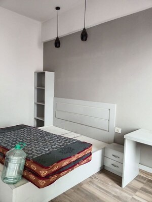 1 BHK Apartment For Rent in Paramount Golfforeste, Zeta I Greater Noida