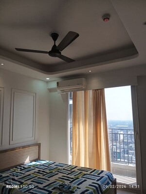 Bedroom in 2 BHK Apartment at Signature Global Prime, Sector 63a – for Rent