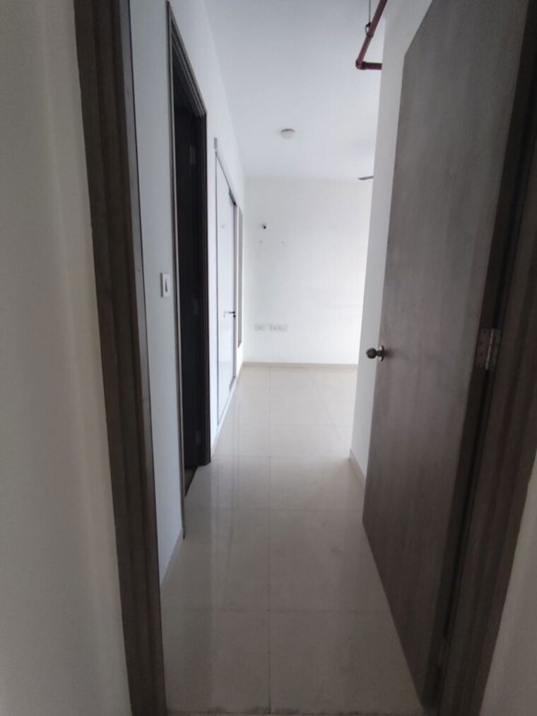 undefined, kalpataru-paramount 2 Bedroom 711 Sq.Ft. Apartment In Kapur Bawdi Thane 9939723