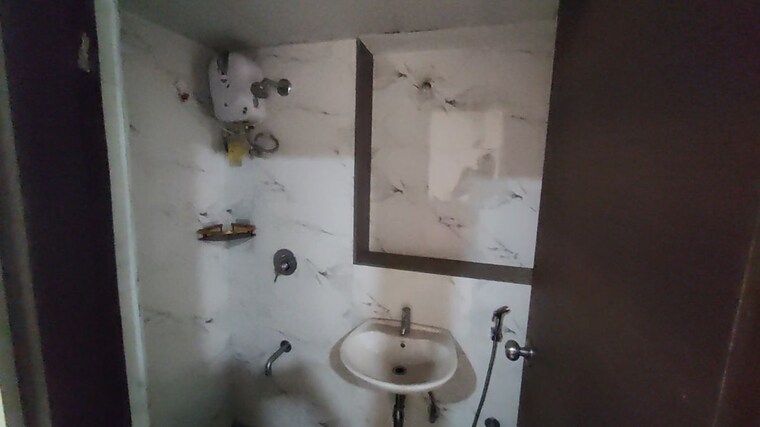 Bathroom, lodha-palava-city 3 Bedroom 1000 Sq.Ft. Apartment In Dombivli East Thane 9939760