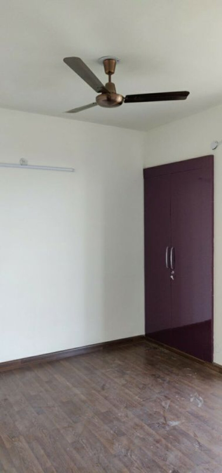 Room, bptp-discovery-park 3 Bedroom 1858 Sq.Ft. Apartment In Sector 80 Faridabad 9939732