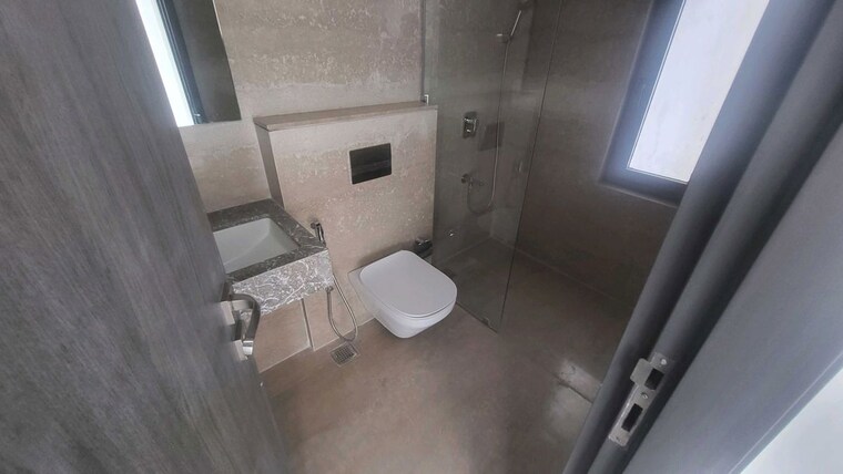 Bathroom, piramal-mahalaxmi 3 Bedroom 1490 Sq.Ft. Apartment In Mahalaxmi Mumbai 9939792