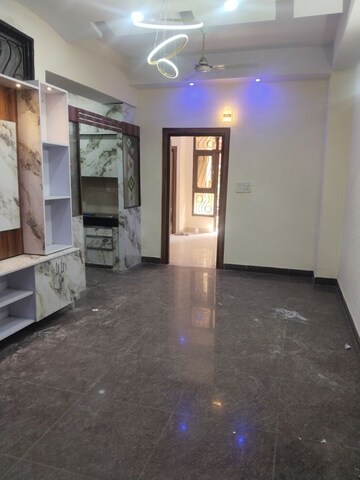 Parking in 2 BHK Builder Floor at Indirapuram Gyan Khand 4 – for Rent