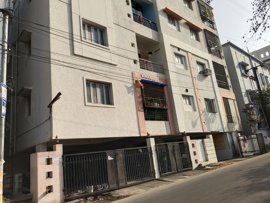 3 BHK + Pooja Room,Servant Room,Study Room,Extra Room Apartment For Rent in Kondapur