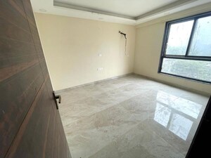 Room in 4 BHK Apartment at Jagatpura – for Rent