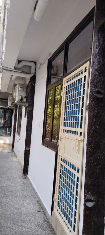 1 BHK Builder Floor – Exterior View View at Harsha City Mall, Shakti Khand 2 - for Rent