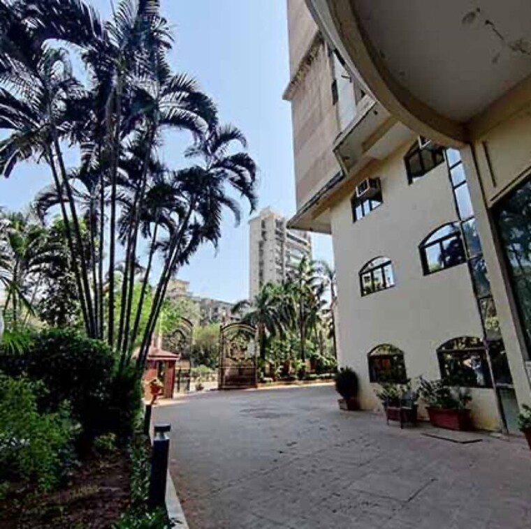 Exterior View, bandra west 4 Bedroom 2500 Sq.Ft. Apartment In Bandra West Mumbai 9939891