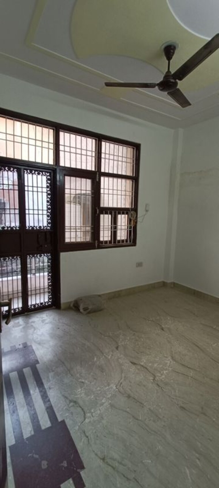 Room, rohini sector 8 2 Bedroom 650 Sq.Ft. Builder Floor In Rohini Sector 8 Delhi 9939903