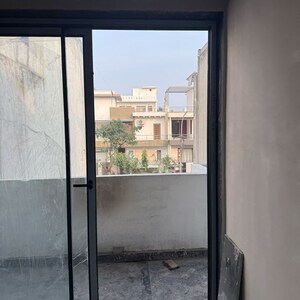 Room in 5 BHK Independent House at Ansals Sushant City – for Sale