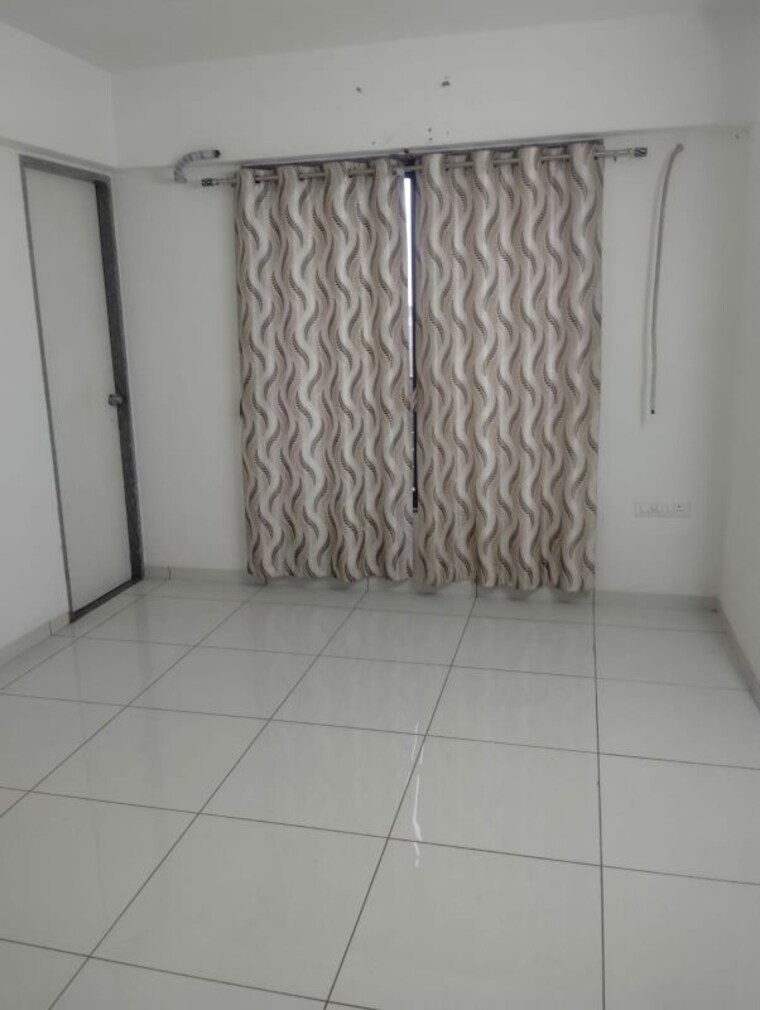 Other, shilaj 3 Bedroom 1650 Sq.Ft. Apartment In Shilaj Ahmedabad 9939942