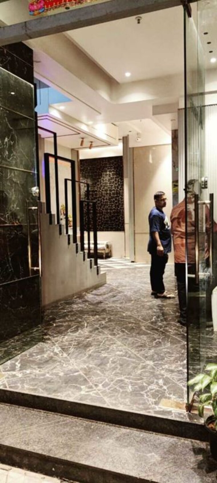  Parking, adityaraj-gurukripa-chs 2 Bedroom 530 Sq.Ft. Apartment In Vikhroli East Mumbai 9939939