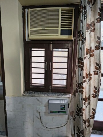 Staircase in 1 RK Builder Floor at Sector 23 – for Rent