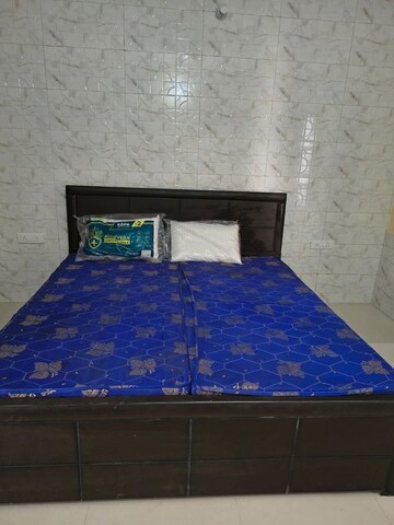 Bedroom in 1 RK Builder Floor at Sector 23 – for Rent