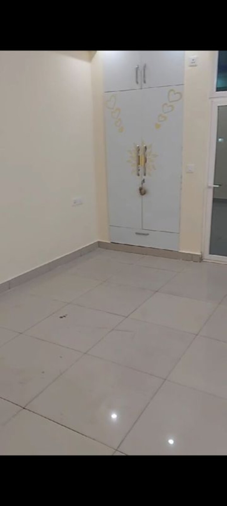 Room, bluemoon-central 2 Bedroom 1070 Sq.Ft. Apartment In Raj Nagar Extension Ghaziabad 9939976