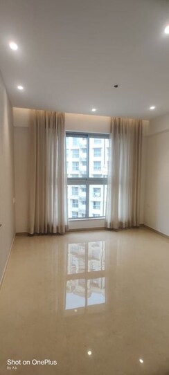 1 BHK Apartment For Sale in Hiranandani Regent Hill