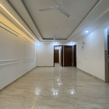 Room in 2 BHK Builder Floor at Chattarpur – for Rent