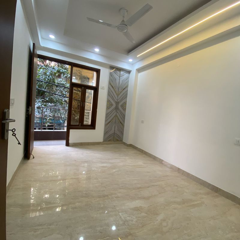 2 BHK + Servant Room Builder Floor For Rent in Chattarpur