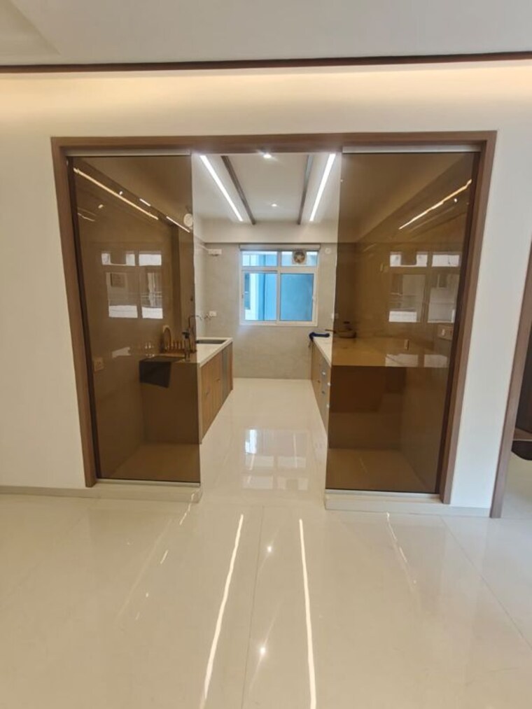 Kitchen, senapati bapat road 4 Bedroom 1415 Sq.Ft. Apartment In Senapati Bapat Road Pune 9934535