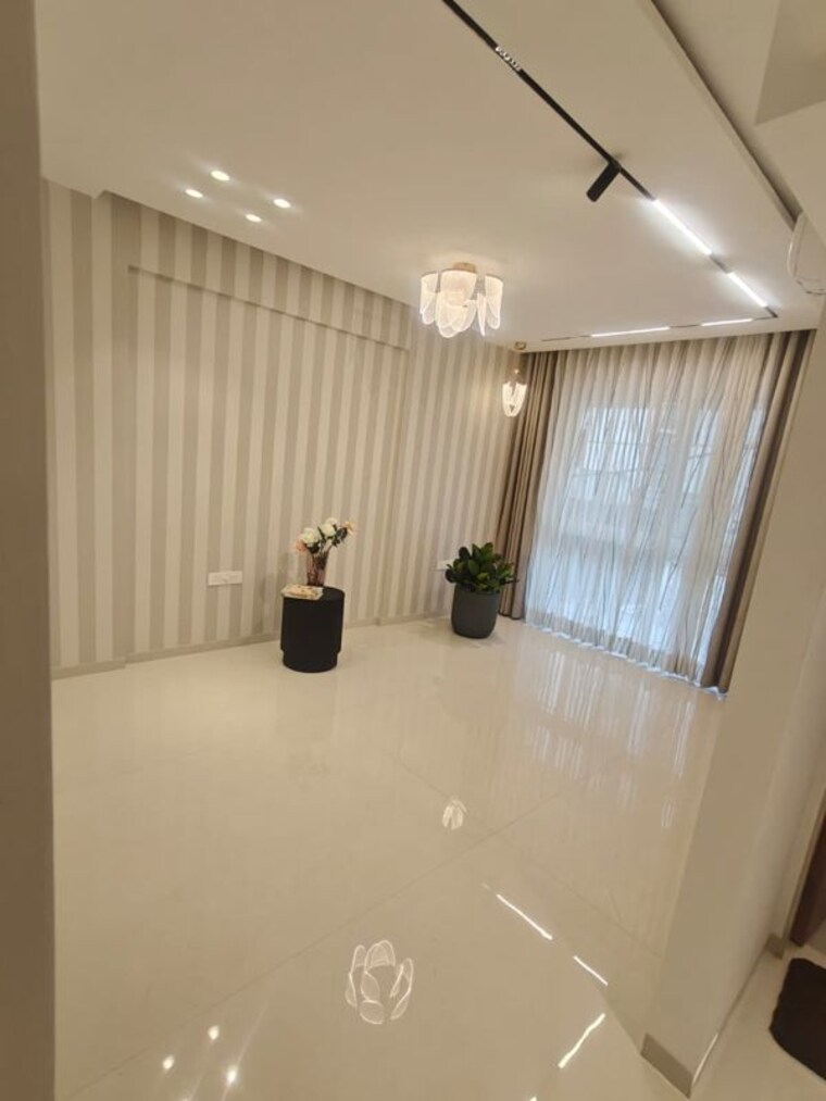 Room, senapati bapat road 4 Bedroom 1415 Sq.Ft. Apartment In Senapati Bapat Road Pune 9934535