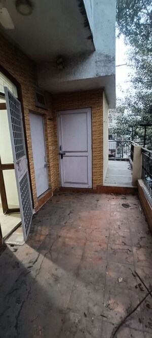 Building Lobby in 3 BHK Builder Floor at Rohini Sector 8 – for Sale