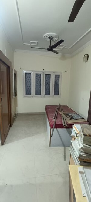 Master Bedroom in 3 BHK Builder Floor at Rohini Sector 8 – for Sale