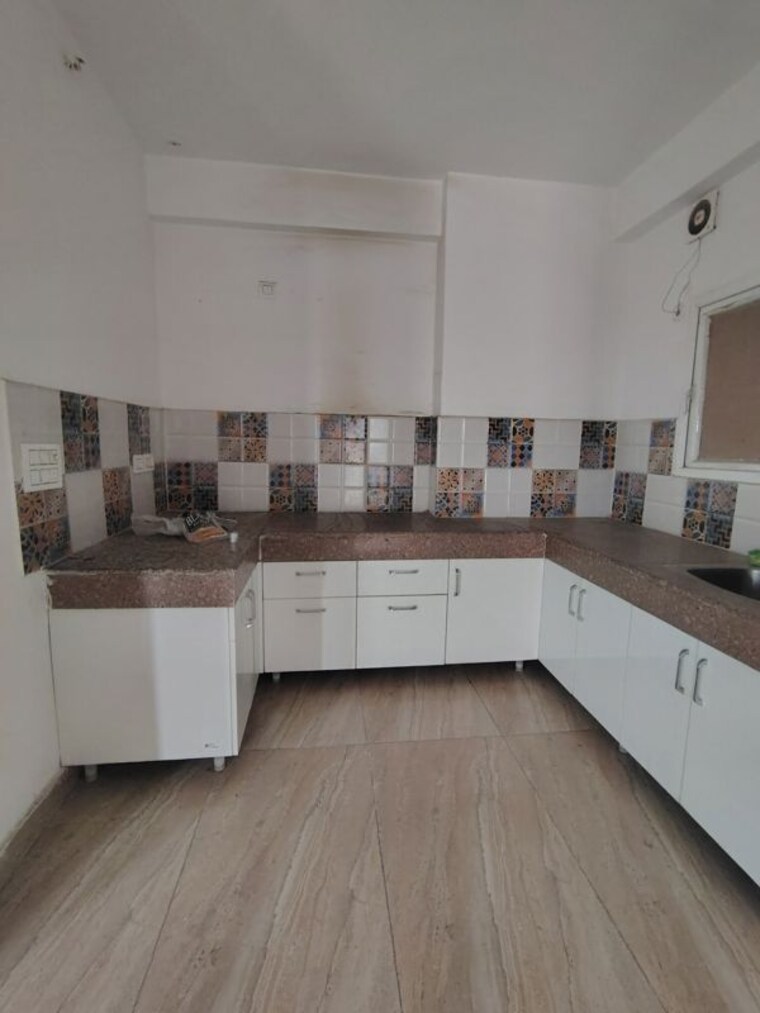 Kitchen, migsun-vilaasa 2 Bedroom 660 Sq.Ft. Apartment In Eta Ii Greater Noida Greater Noida 9939996