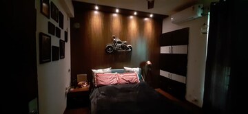 Bedroom in 3 BHK Apartment at BPTP Discovery Park, Sector 80 – for Sale