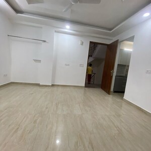 Room in 2 BHK Builder Floor at Chattarpur – for Rent