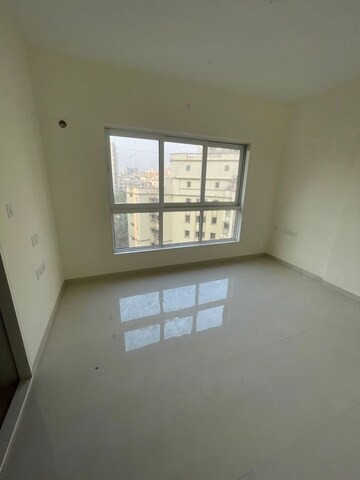 Room in 1 BHK Apartment at Andheri West – for Rent