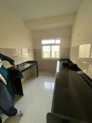 Team Area in 1 BHK Apartment at Andheri West – for Rent