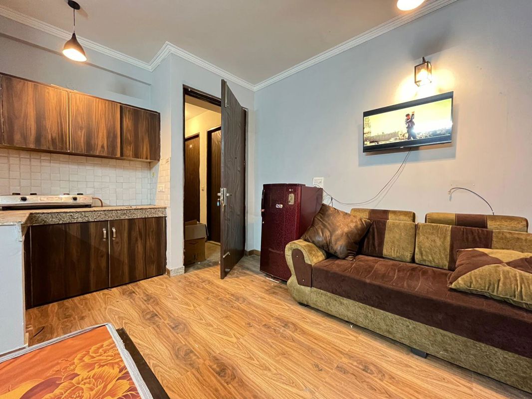 1 Rk+ Study Room Builder Floor For Rent in Saket